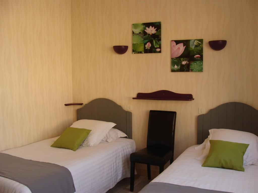 Fougères Hotel Le Flaubert חדר תמונה