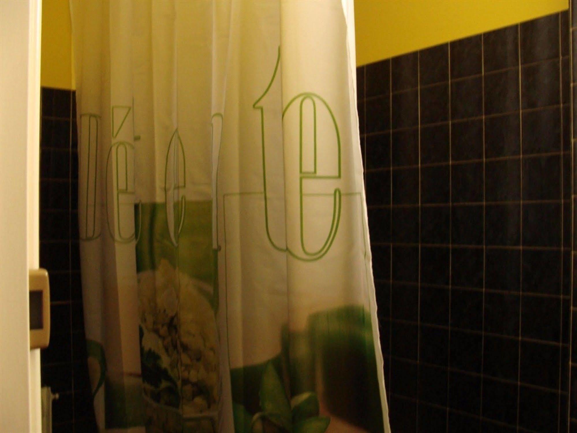 Fougères Hotel Le Flaubert מראה חיצוני תמונה